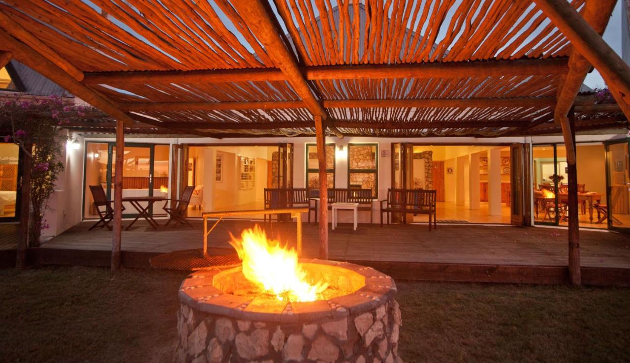 Tortoise Trail Lodge Лангебан Екстериор снимка
