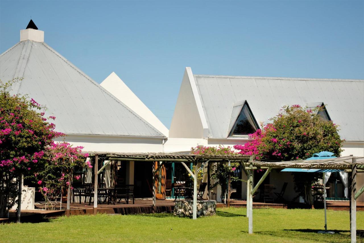 Tortoise Trail Lodge Лангебан Екстериор снимка